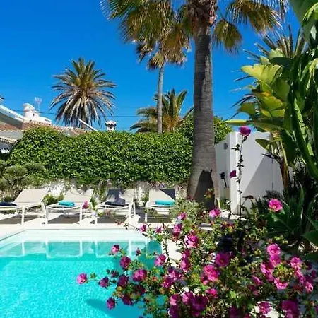 Villa Directamente En La Playa De Marbesa Marbella