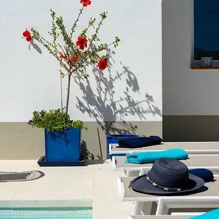 Directamente En La Playa De Marbesa Villa Marbella